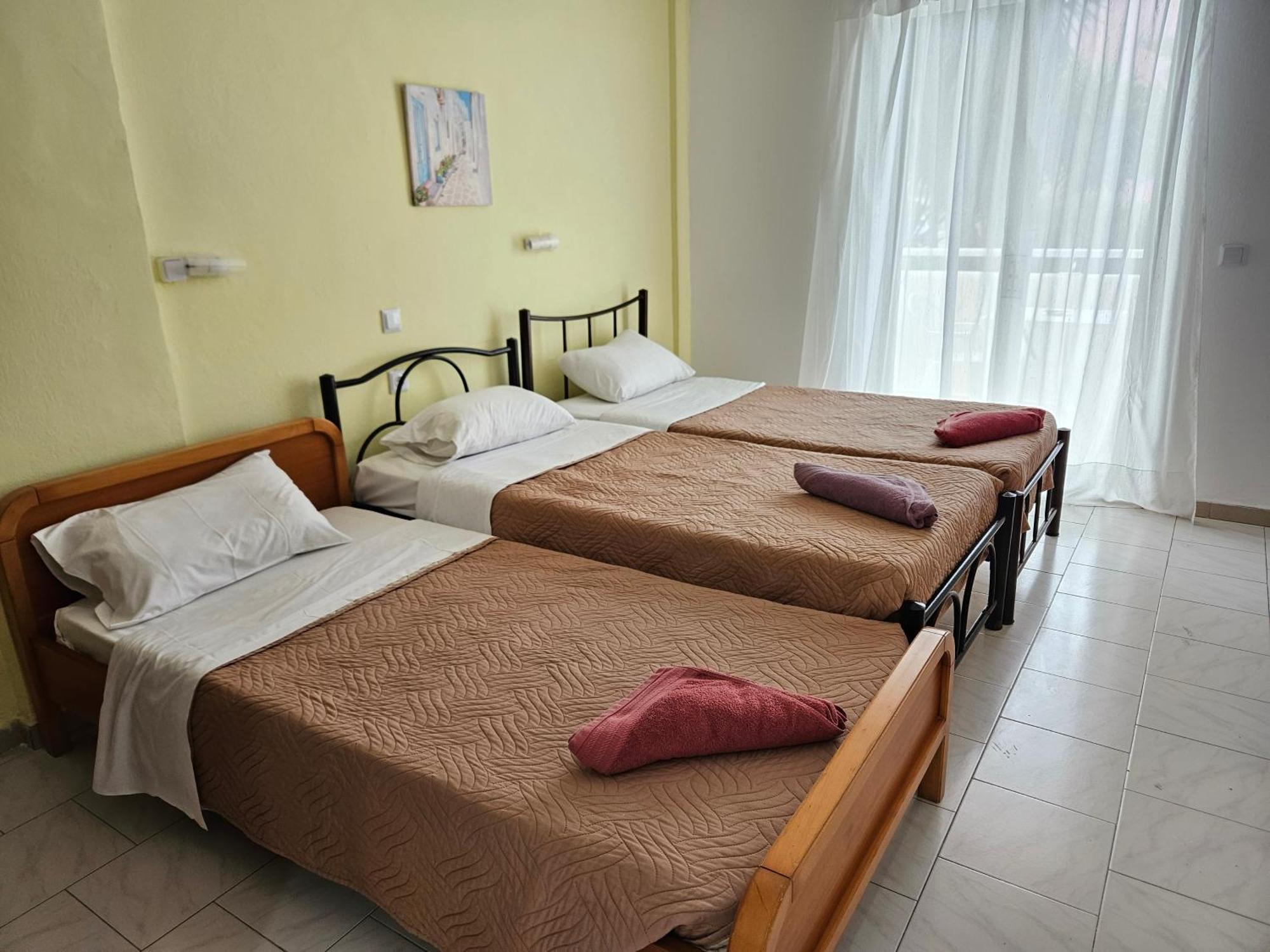 Villa Elena Іпсос Екстер'єр фото